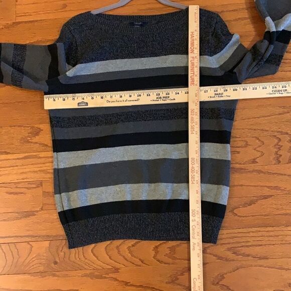Chaps extra large crewneck sweater various colors of gray and black stripes. - Picture 8 of 8
